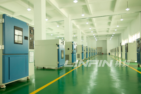 恒溫恒濕試驗(yàn)箱廠(chǎng)家